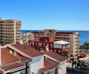 Apartmán u pláže La Mata, Španělsko - 10