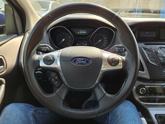 FORD FOCUS 1.6i 92KW KOMBI 2011 141TKM TITANIUM - 10