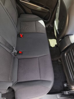 Ssangyong Tivoli - 10