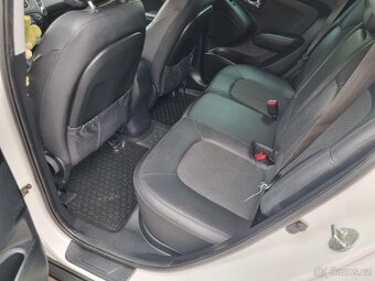 Hyundai ix35 2.0 CRDi Style - 10