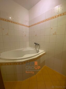 Pronájem bytu 3+1 o rozloze 69 m², ulice Sídliště pražská, H - 10