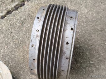 Štít střed kola jawa ČZ panelka 634 350 360 477 471 476 487 - 10