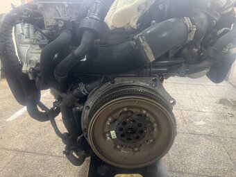Prodám kompletní motor 2.0tdi 110kw DTT - 10