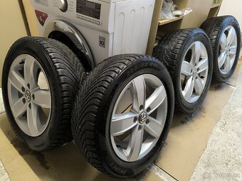ALU kola Touran Golf 5x112 r16 Originál, zimni pneu - 10