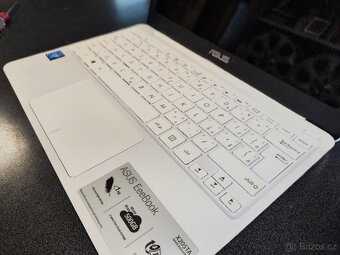 Asus EeeBook X205T 11,6" - 10