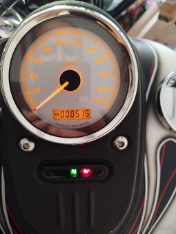 Harley Davidson Dyna Street Bob - 10
