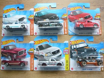 AUTÍČKA HOT WHEELS - 10