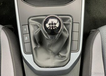 Seat Arona Style1.0TSi 70kw STYLE odp.DPH manuál 70 kw - 10