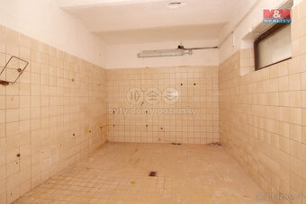 Pronájem skladu, 3652 m², Kratonohy, ul. KRATONOHY - 10