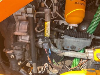 2004 JCB 4CX Traktorbagr 4x4 - 10