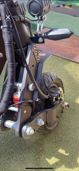 Elektro koloběžka Laotie 18lite a Ecowheel er 32 2x800 w - 10