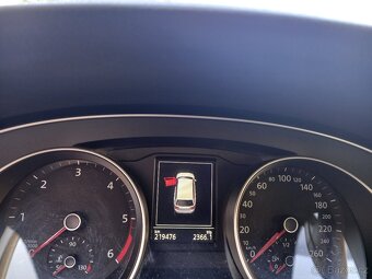 VW PASSAT B8 2,0TD-2015-150PS-LED-ACC-HIGHLINE-AHK - 10