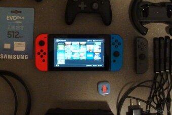 Nintendo Switch - 10