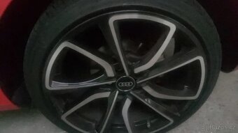 Stredové krytky - pukličky kolies AUDI - 10