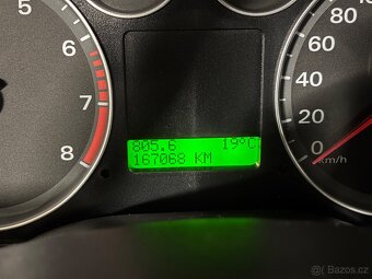 FORD FOCUS 1.6 KOMBI NOVÁ STK - 10