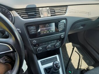 Škoda Octavia 1.4 TSI 110KW Serviska 2x klíč - 10