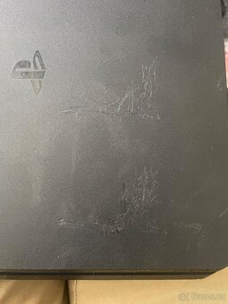 Playstation 4 Slim - 10