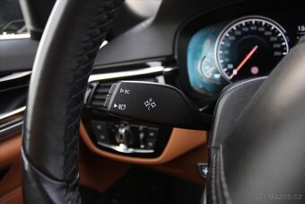 BMW Řada 5 530d xDrive SPORT SERVIS. KN (2018) - 10