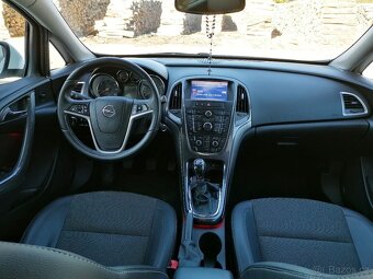 Opel Astra J 1,7cdti 81kw 2013,plny servis Opel bez investic - 10