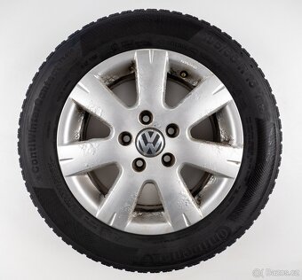 Volkswagen Golf - Originání 15" alu kola - Zimní pneu - 10