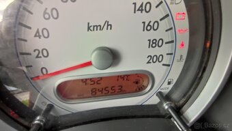 Suzuki Splash 1.0 2013 Facelift - 10