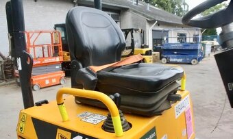 ZÁNOVNÍ DUMPER JCB 1T - 10