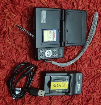 Panasonic Lumix DMC-SZ10 - 10