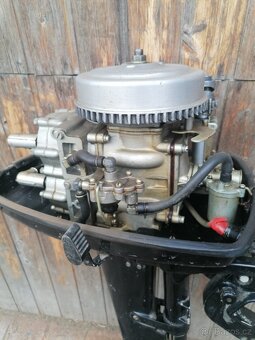 Lodní závěsný motor p - 10