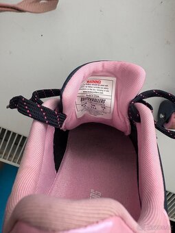 Kolečkové boty velikost 32 - 10