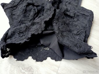 Nový krajkový top vel M - 10