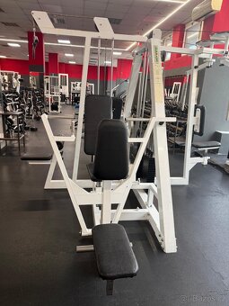Posilovací stroj - 10