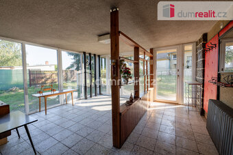 Prodej rodinného domu 4+1, s pozemkem 980 m2 - Vroutek - 10