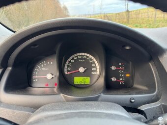 Kia Sportage 2.0i, 4x4, 104 kW, CZ, tažné - 10