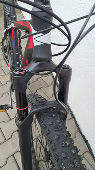 MRX Elite 27,5, Shimano SLX, vzduchová vidlice, Rám 17 - 10