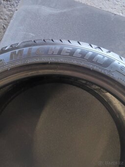 Sada letních pneu 235/40/18.Michelin. - 10