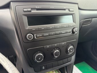 Škoda Yeti 2.0Tdi 81kw r.v 06/2011 naj.217000km - 10