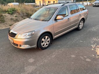 Škoda OCTAVIA COMBI 1.6 TDI - spěchá - 10