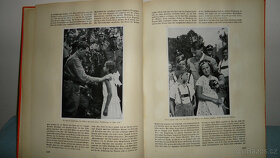 Adolf Hitler, originální  kniha 200 nalepených fot. - 10