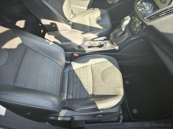 Ford Kuga, 2.0TDCi, 4x4, 132kw st-line - 10