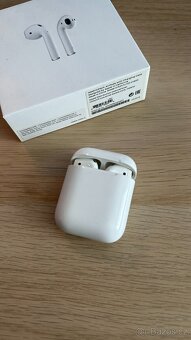 Apple AirPods 1 generace - 10