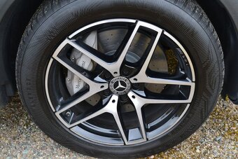 Mercedes-Benz GLC 350D 4Matic AMG paket LED - 10