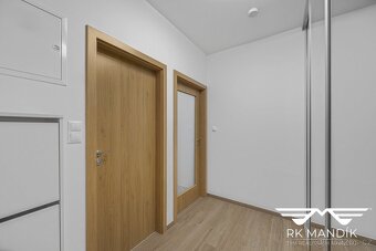 Pronájem bytu 2+kk 53 m², Praha - Prosek, ev.č. 711 - 10