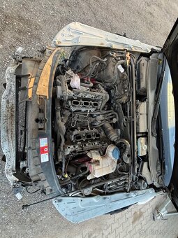 Audi A6 4F díly - 10