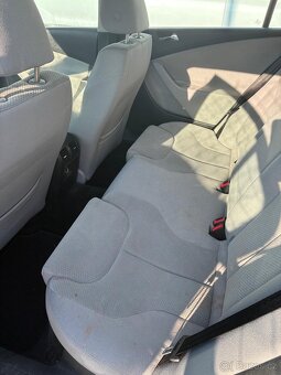 Passat B6 1.6 FSI 85kw - 10