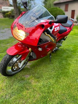 Kawasaki zxr 400 krásný stroj - 10