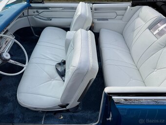 Cadillac DeVille Convertible 1965 - 10