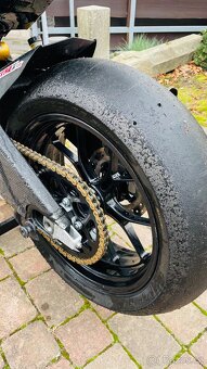 Yamaha R6 - 10