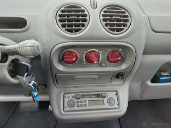 Renault Twingo 1,2 16V automat - 10