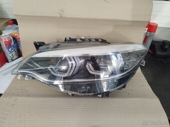 BMW M2 světla 8738686 8738685 - 10