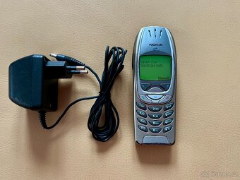 Nokia 6310 a Nokia 6310i - 10